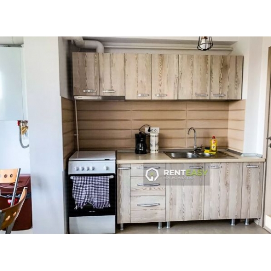 Apartament cu 3 camere de inchiriat in bloc nou in zona Centru - zona Palas